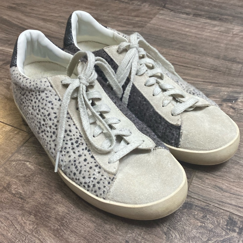 Gola Speckled Beige and Gray Sneakers